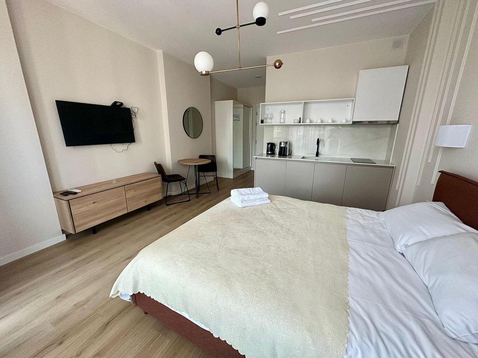 Nova Concierge Aparthotel Batumi Bilik gambar
