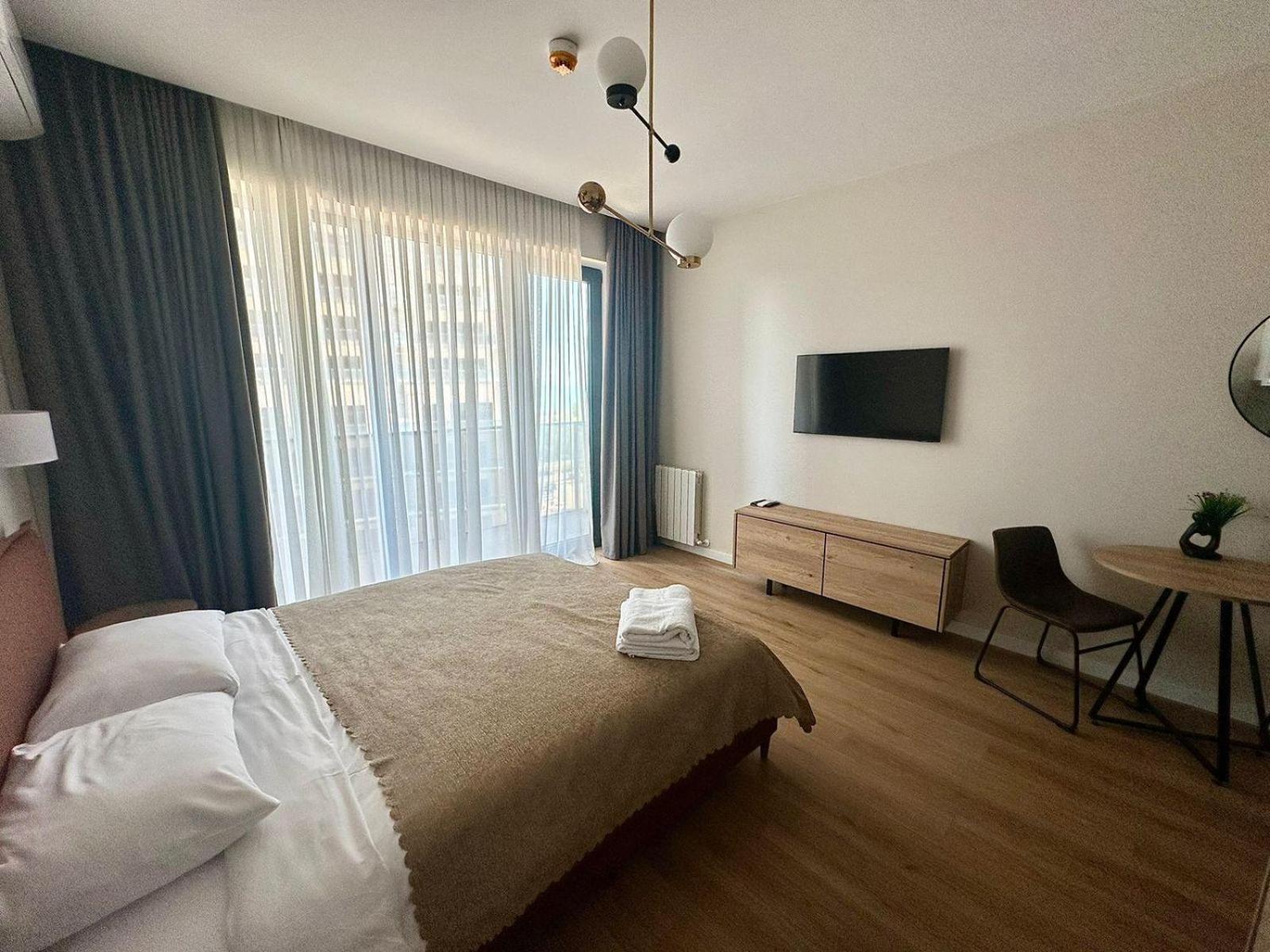 Nova Concierge Aparthotel Batumi Bilik gambar