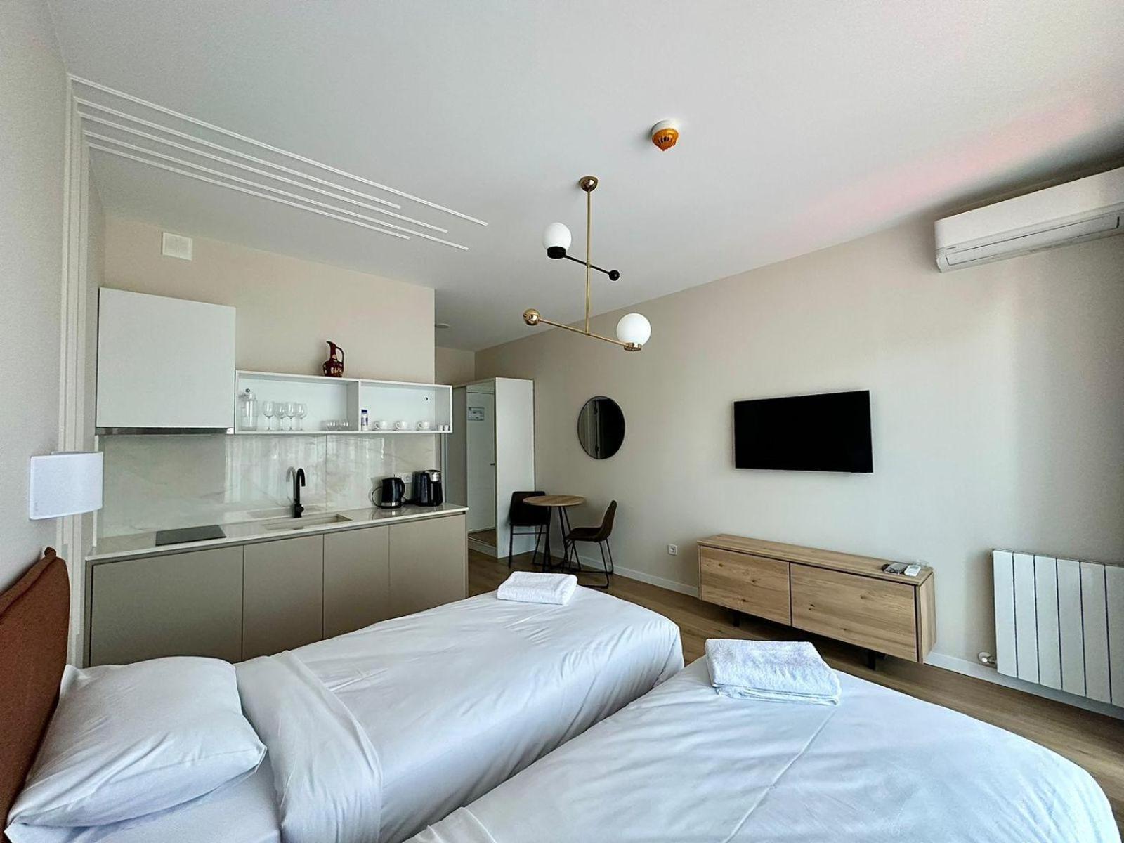 Nova Concierge Aparthotel Batumi Bilik gambar